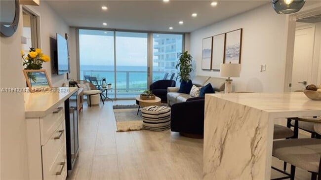 Photo - 5161 Collins Ave Unit 5161 Collins Ave appt 715