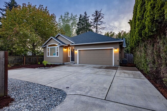 Photo - One Level Ranch Home - Three Bedrooms with Central Air / No HOA