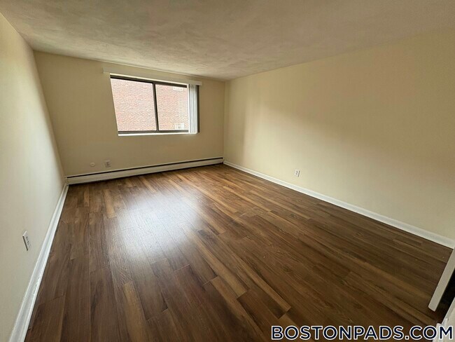 Photo - 16 Whites Ave Unit 64