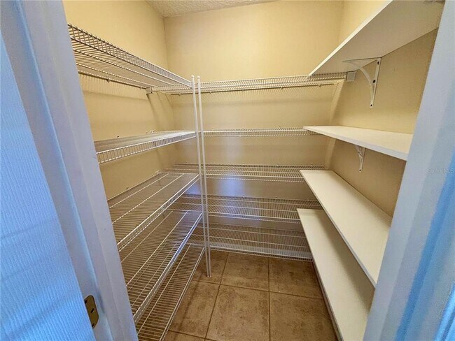 Photo - 10812 Tilston Point