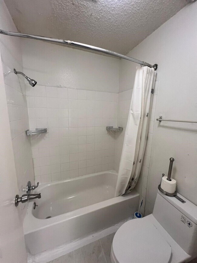 Photo - 6843 Greenway Chase St Unidad 6843