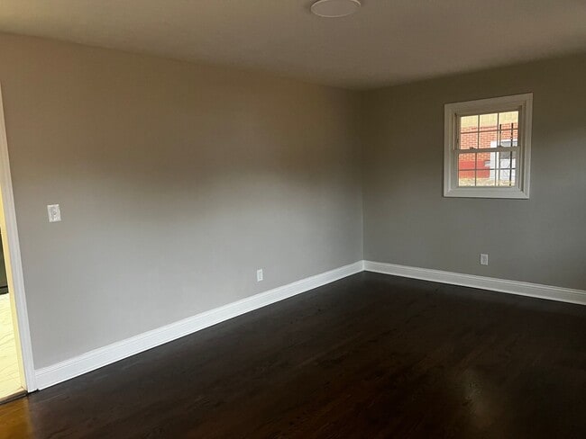 Photo - 824 Strawberry Ln