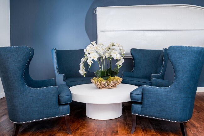 Photo - Highcroft Manor