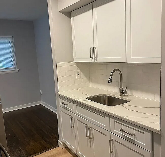 Photo - 5424 Rising Sun Ave Unidad 10