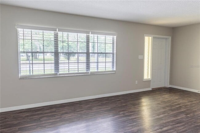 Photo - 3005 S Kings Ave