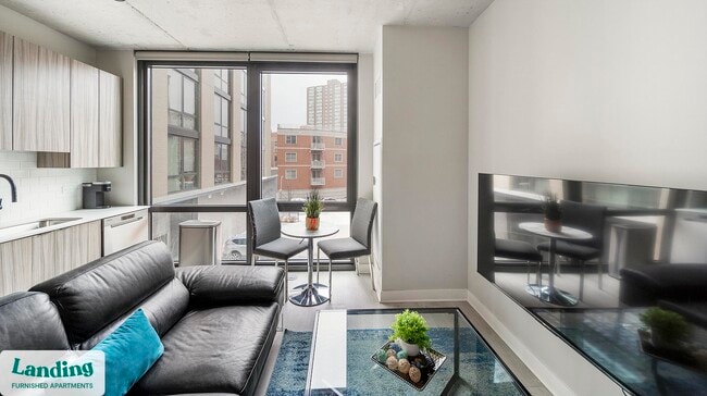 Photo - 4611 N Broadway Unit 205.1405806