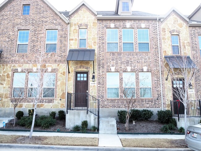 3 Bed 3.5 Bath Townhouse in Lewisville - 3 Bed 3.5 Bath Townhouse in Lewisville