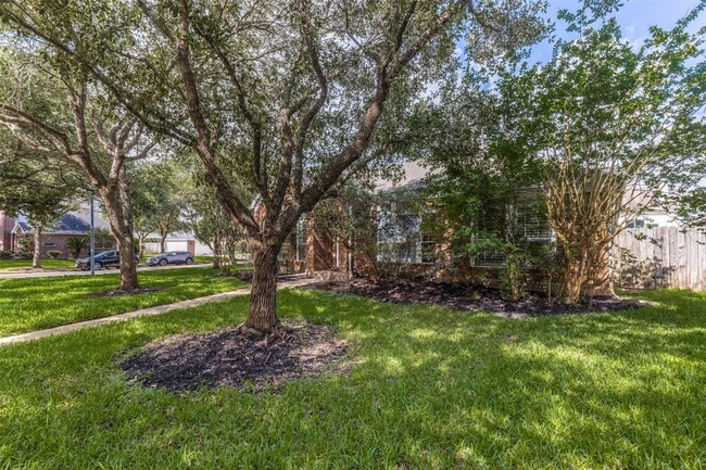 Photo - 1734 Heddon Falls Dr