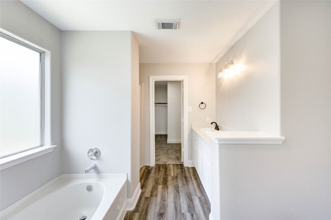 Photo - 1810 Adobe Stone Dr