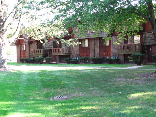 Sherwood Forest Apartments