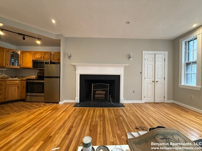 Photo - 82 Phillips St Unit 2