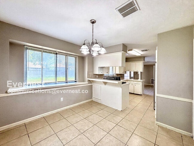 Photo - 14419 Roundstone Ln