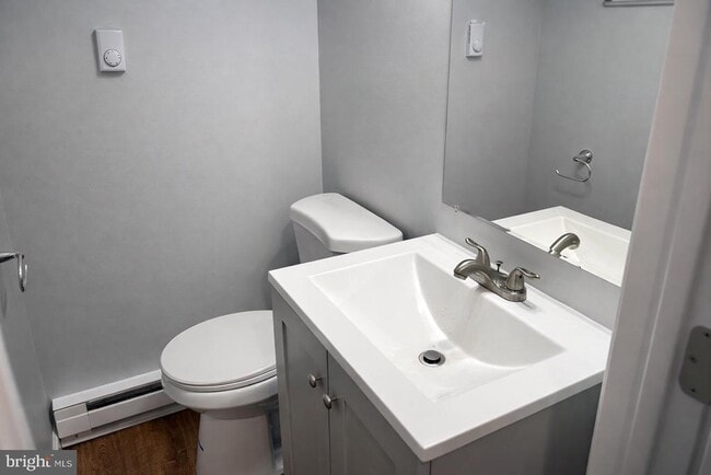 Photo - 203 Commonwealth Ave