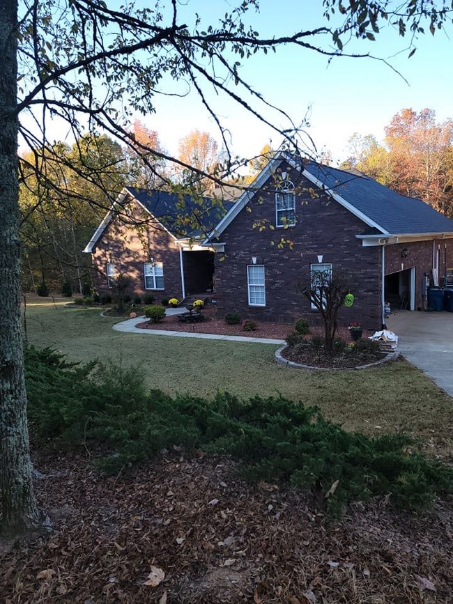 Building Photo - 6112 Birdsong Rd Rental
