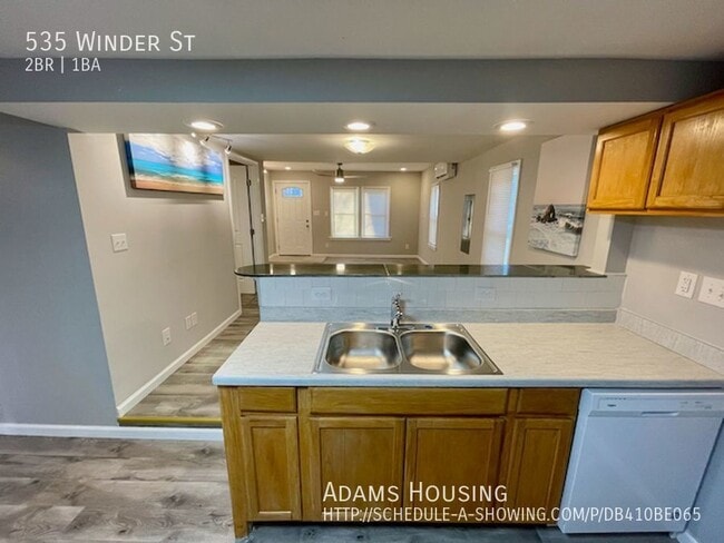 Photo - 535 Winder St