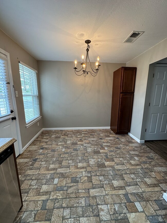 Photo - 1318 Harless Ave