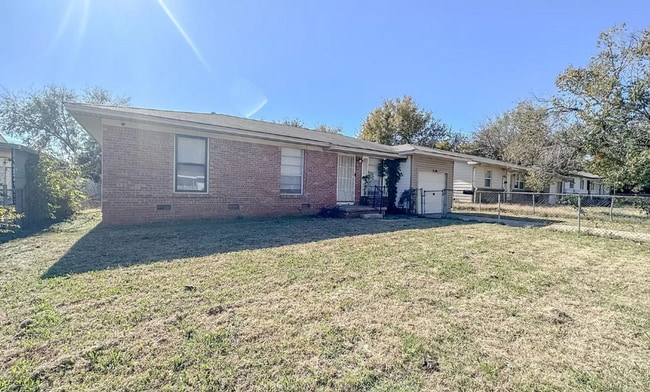 Photo - 3 bed/1 bath!