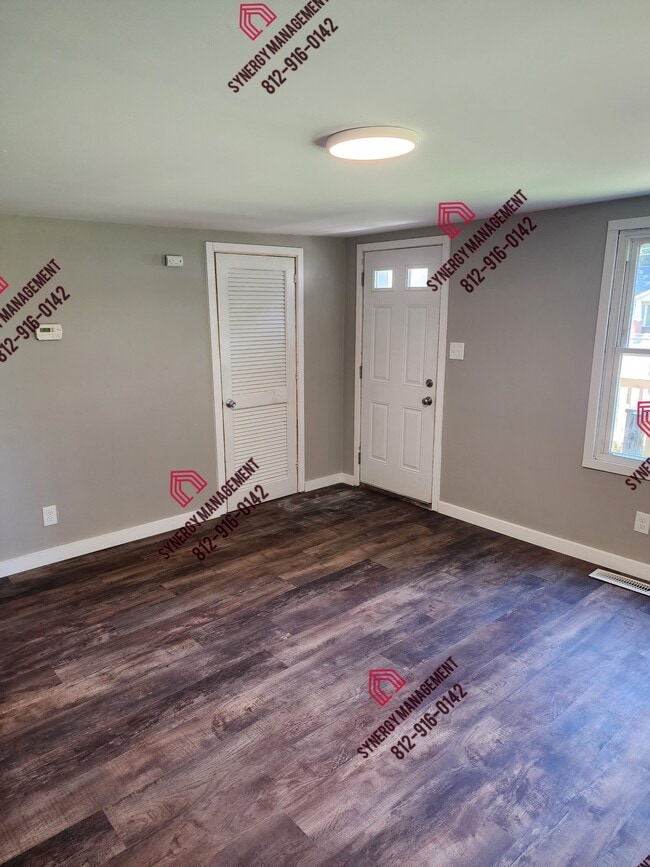 Photo - 1010 Stewart Ave