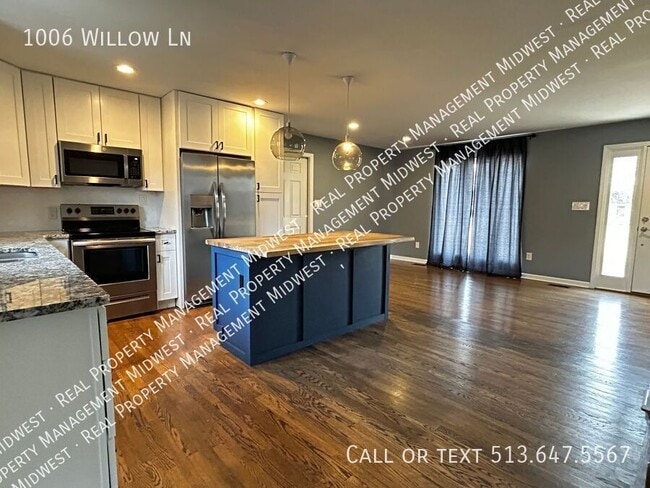 Photo - 1006 Willow Ln