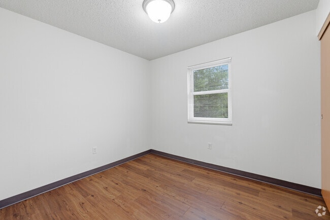 3BR, 2BA - 960SF - Bedroom