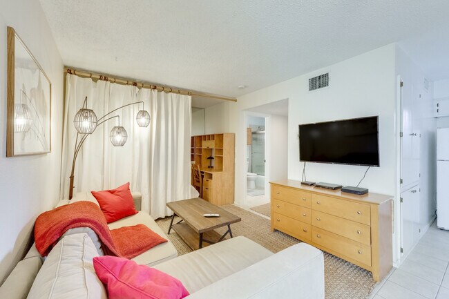 Photo - 500 E Riverside Dr Unit 171