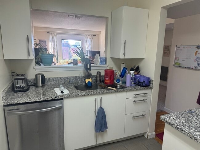 Photo - 29 Brainerd Rd Unidad 413
