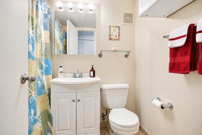 Photo - 12 Stoneholm St Unit 407