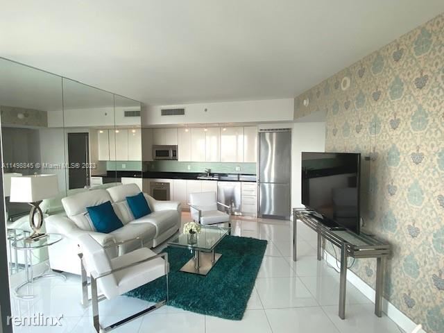 Photo - 2 br, 2 bath Condo - 92 SW 3rd St Apt 4806 Unit Apt 4806