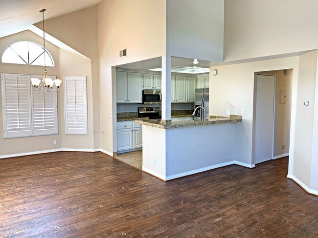 Photo - For Lease – Beautiful 2 Bed, 2 Bath Condo in Northwood Horizon | $3,195/month