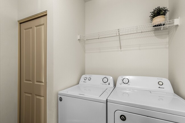 Photo - KINGWOOD LOFTS 1 bed, 1 bath 592 soft Unidad 104, 1 bed