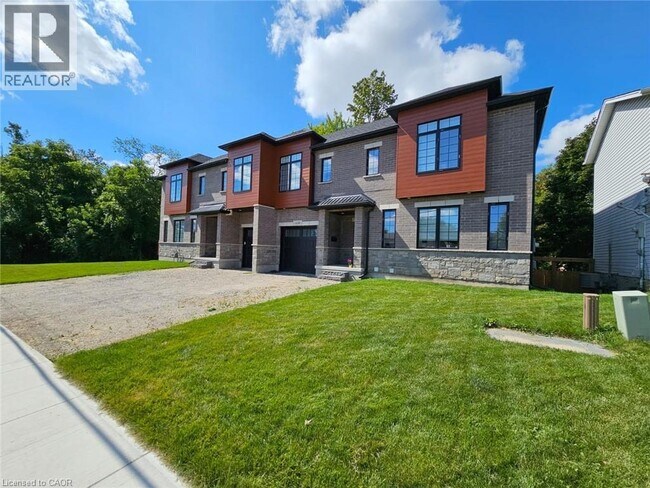 Photo - 1436 Franklin Blvd