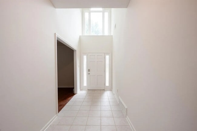 Photo - 3911 Lighthouse Ln