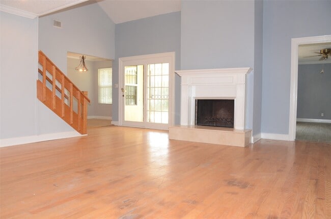 Photo - 6502 Briar Terrace Dr