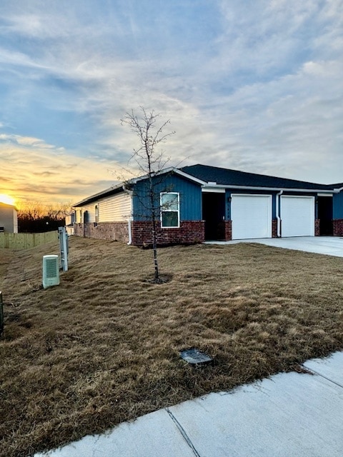 Building Photo - 3410 SW Adoration St