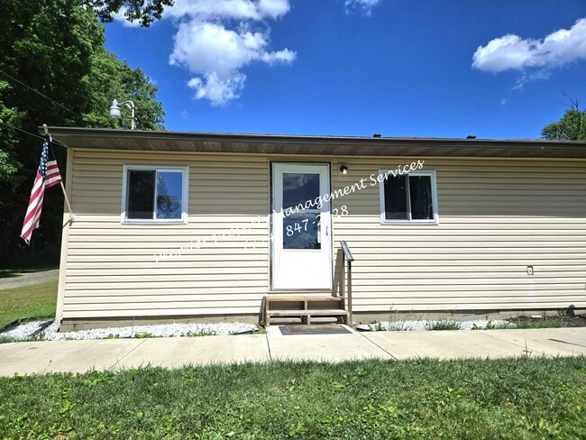 Building Photo - 133 Kennard Rd