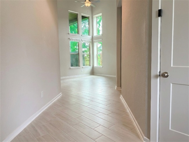 Photo - 224 Golden Shiner Dr