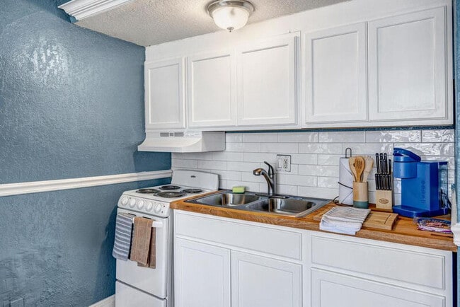 Photo - 311 W Ashley St Unit - 512