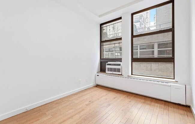 Photo - 102 Fulton St Unidad 8C