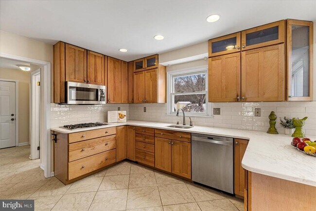 Photo - 27 Cartwright Dr