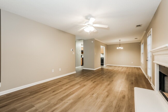 Photo - 615 Beddick Ln