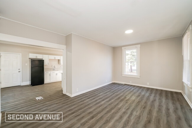 Photo - 4833 Greenwood Terrace