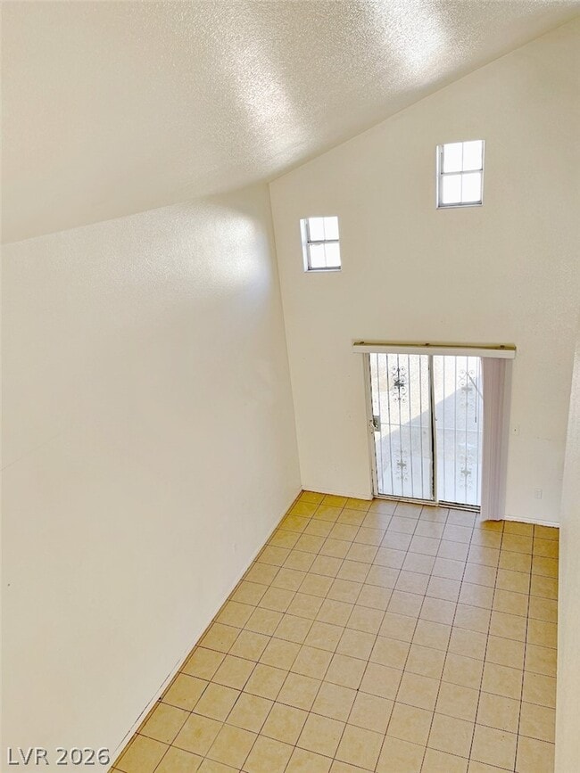 Photo - 6168 Bluehill Ave