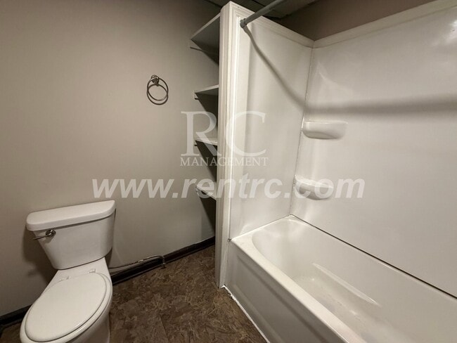 Photo - 1220 Harmon-