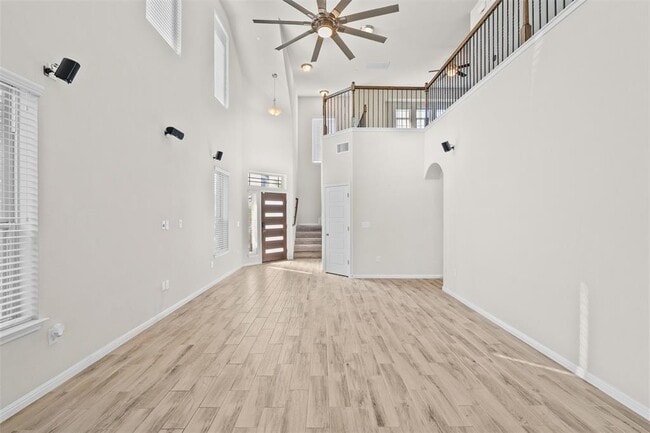 Photo - 3240 E Whitestone Blvd