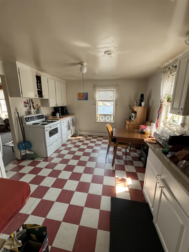 Photo - 1239 Cumberland Head Rd Unidad B