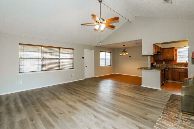 7306 Skybright Ln