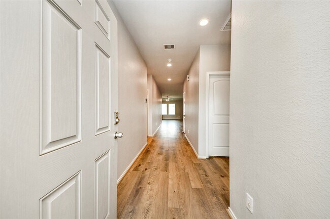 Photo - 13973 Leigh Lake Ln