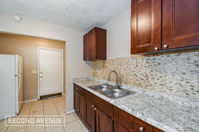 Photo - 2318 Looking Glass Ln