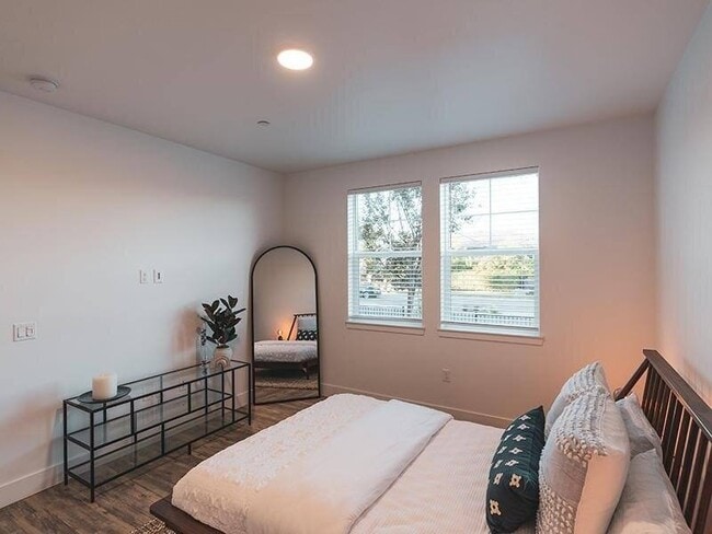 Photo - Vela Santee Apartments