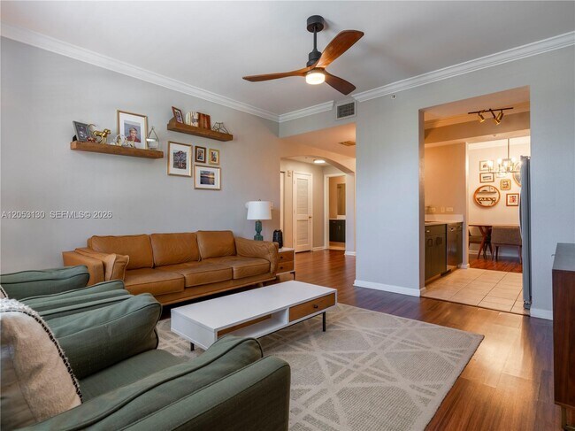 Photo - 533 NE 3rd Ave Unit 306
